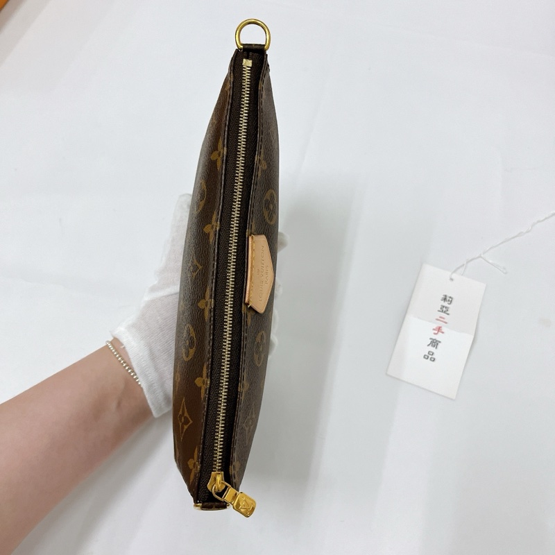 莉亞精品♡ LV M44840 五合一 粉 二手-6