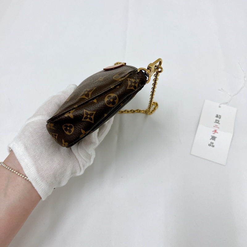莉亞精品♡ LV M44840 五合一 粉 二手-26