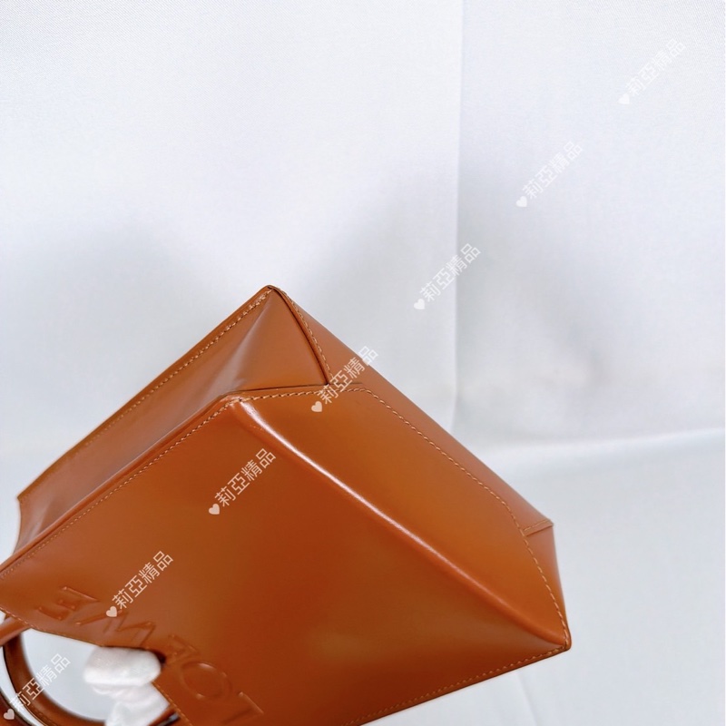 莉亞精品♡Loewe 棕色皮革琴譜包 二手-15