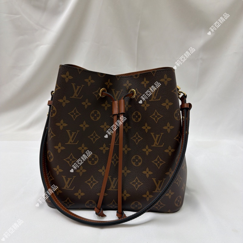 莉亞精品♡ LV M44887老花水桶包咖色 二手美包-2