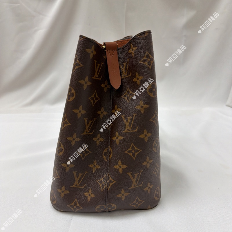 莉亞精品♡ LV M44887老花水桶包咖色 二手美包-6