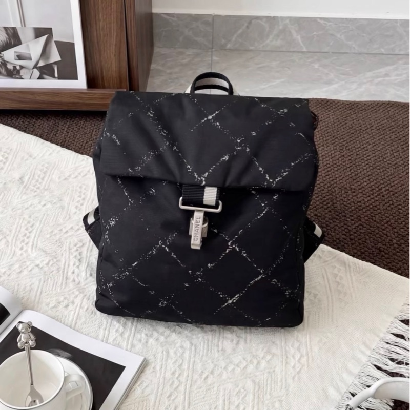 Chanel香奈兒travelline菱格紋尼龍雙肩包-0