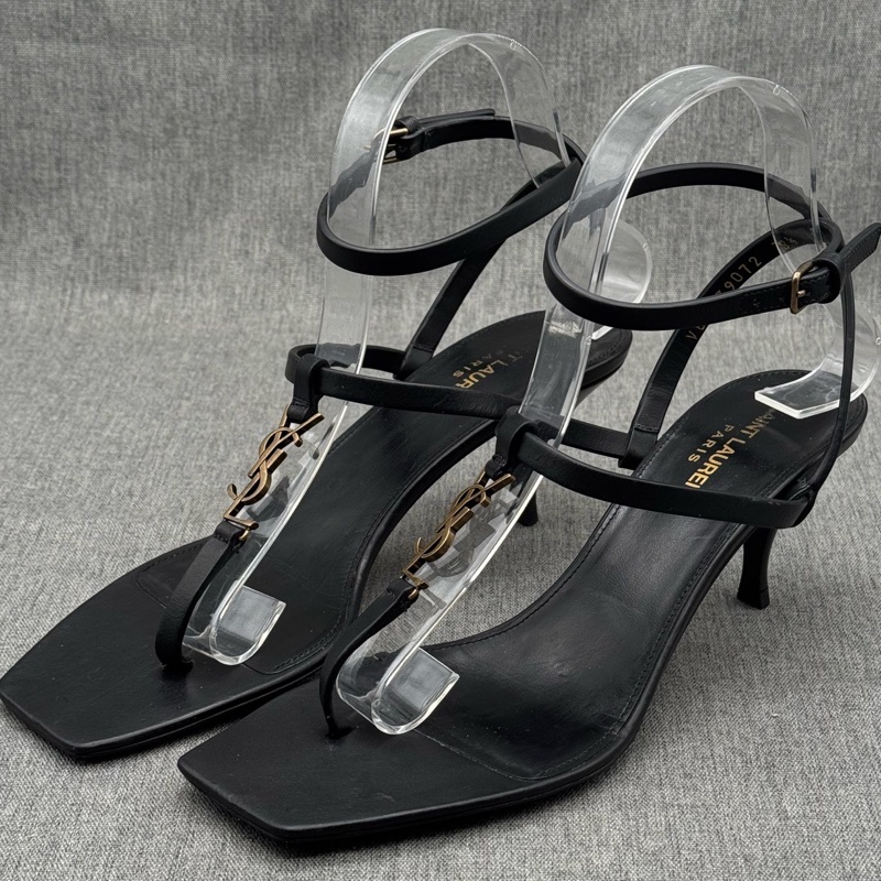 SAINT LAURENT YSL聖羅蘭 CASSANDRA 小貓跟方頭 一字帶涼鞋 38.5碼 。-0