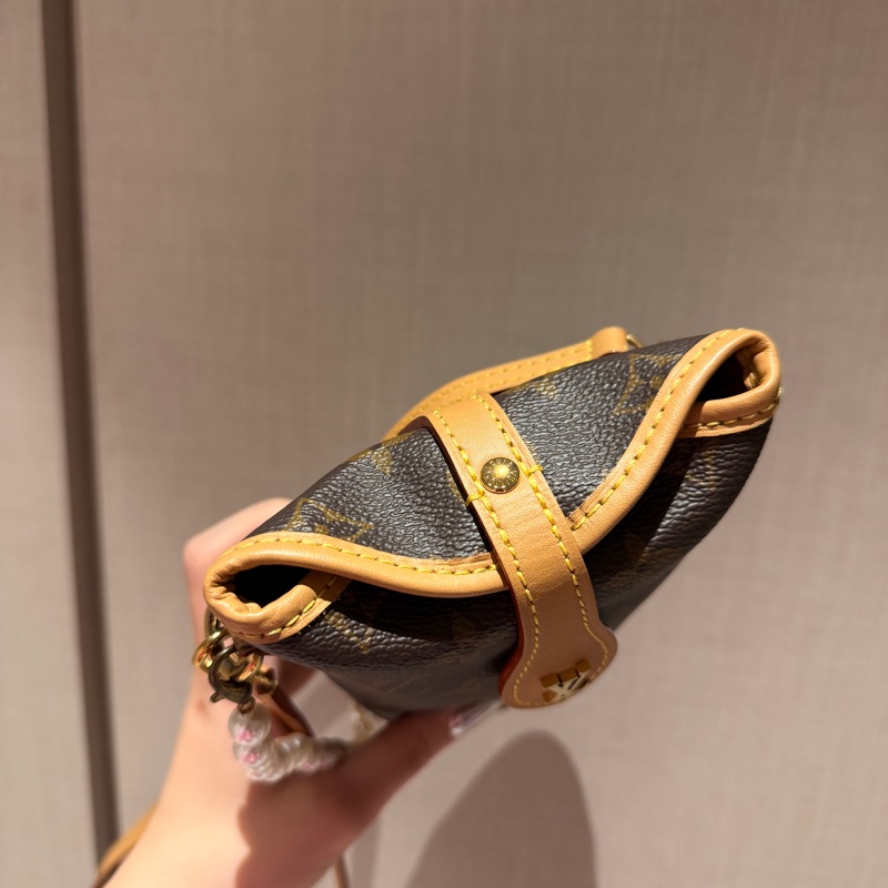 LV fold me-1