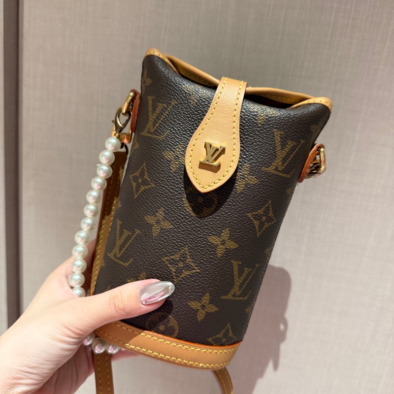LV fold me-4
