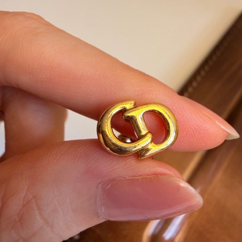 Dior 迪奧CD logo 鍍金耳環 耳夾 無耳洞適合-14