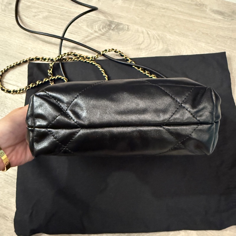Chanel mini22 黑金,二代可拆卸揹帶-7