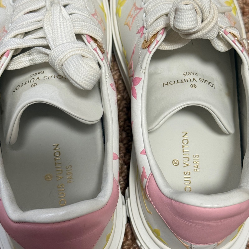98新LV LOUIS VUITTON 路易威登 浮雕logo小白鞋彩色老花運動鞋 36碼-5