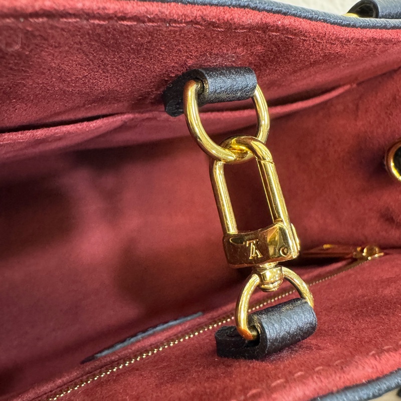 路易威登LV黑色拼米白雙色牛皮OnTheGo PM手提斜背小托特包M45659-25