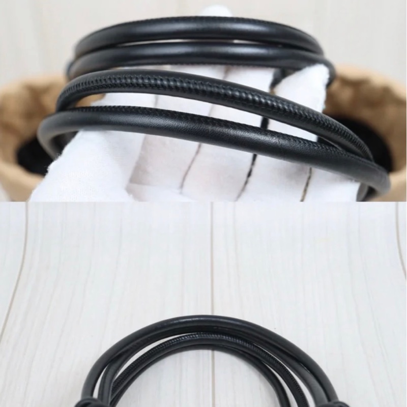 「JL精品代購」98新 Chanel 香奈兒奶茶拼黑水桶包 中號-6