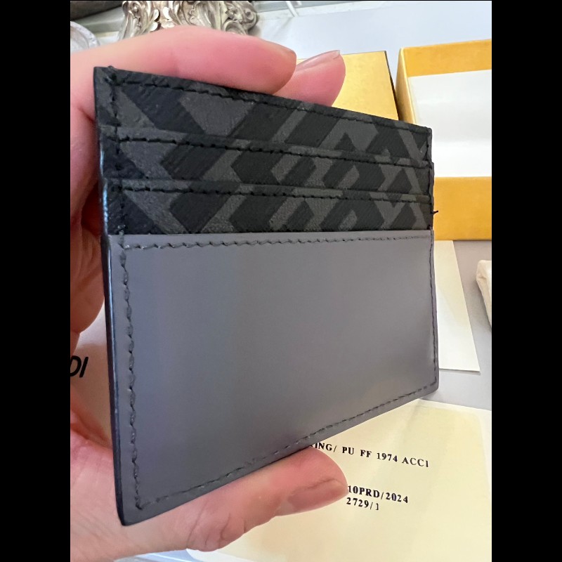 FF Squared FENDI 卡片套鐵灰色-1