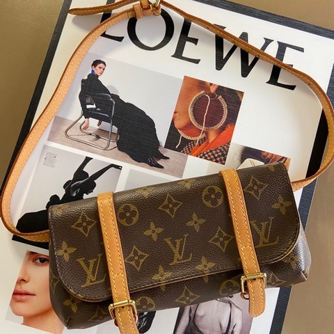 「JL精品代購」98新 LV 老花翻蓋腰包