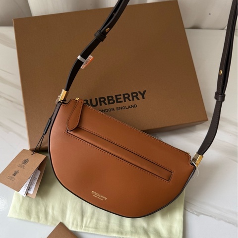巴寶莉 Burberry 棕色 腋下包