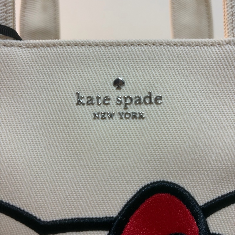 Hello Kitty x Kate Spade New York Kip Canvas Small Tote-9