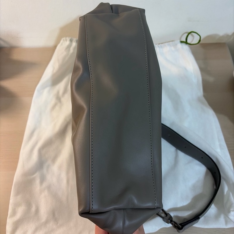 LONG CHAMP LE PLIAGE XTRA 半月形單肩包 M 斑鳩色 - 皮革-7