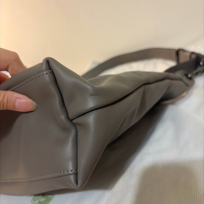 LONG CHAMP LE PLIAGE XTRA 半月形單肩包 M 斑鳩色 - 皮革-9