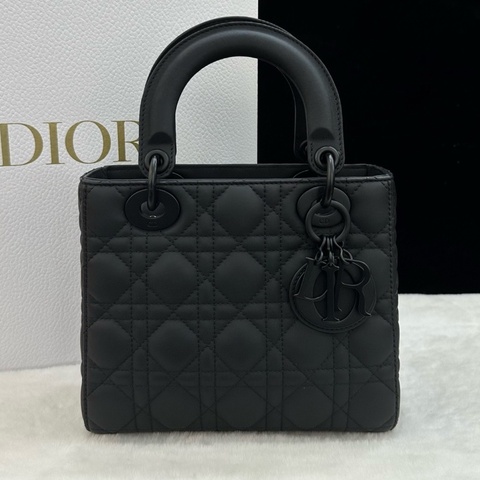Dior迪奧磨砂黑四格戴妃   缺少肩帶 21年編碼