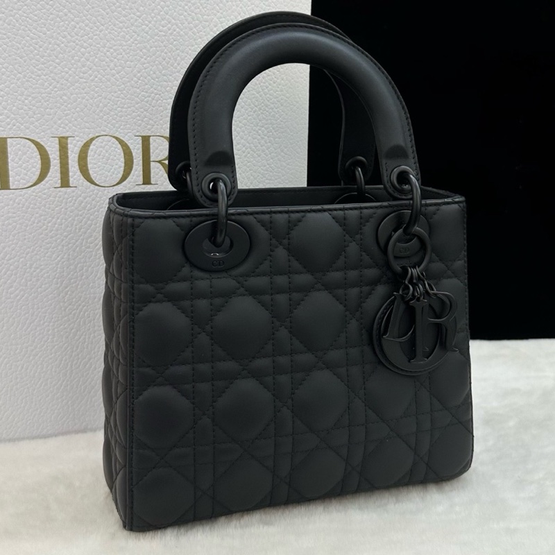 Dior迪奧磨砂黑四格戴妃 缺少肩帶 21年編碼-1