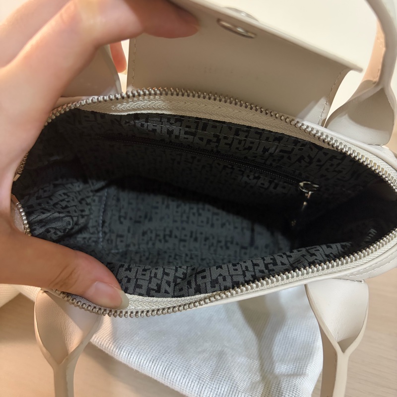 2025 春夏限定款 LONGCHAMP LE PLIAGE XTRA 系列牛皮織紋寬背帶手提/斜背兩用水餃包(迷你/白紙)-10