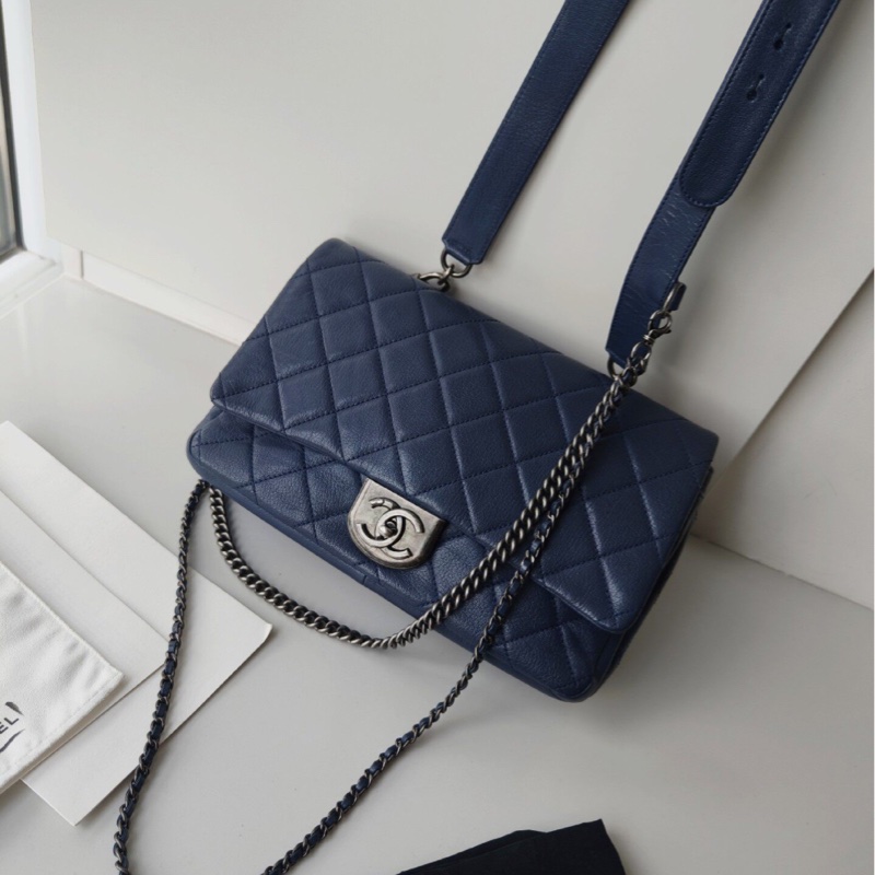 【全網獨有限量款‼️一包三用3️⃣👜】Chanel香奈兒牛皮鎖頭 CF 流浪包|三條鏈帶|深藍色-1