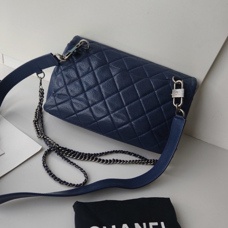 【全網獨有限量款‼️一包三用3️⃣👜】Chanel香奈兒牛皮鎖頭 CF 流浪包|三條鏈帶|深藍色-5