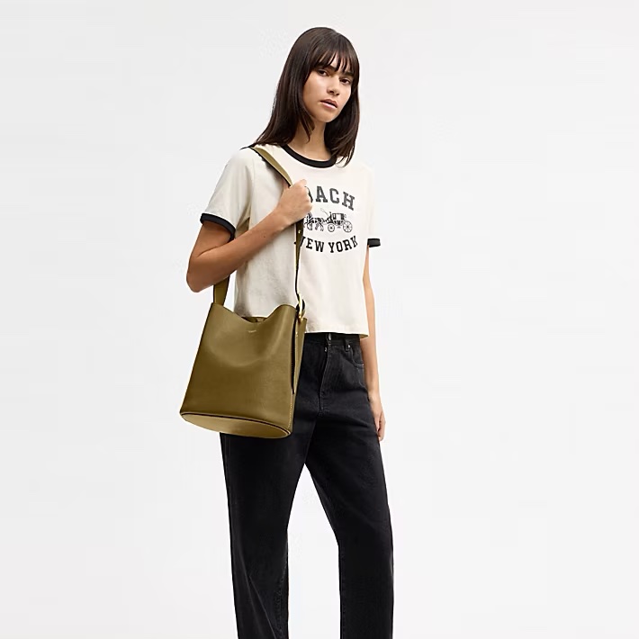 COACH BLEECKER 水桶包 MUTED OLIVE-1