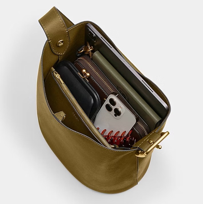 COACH BLEECKER 水桶包 MUTED OLIVE-3