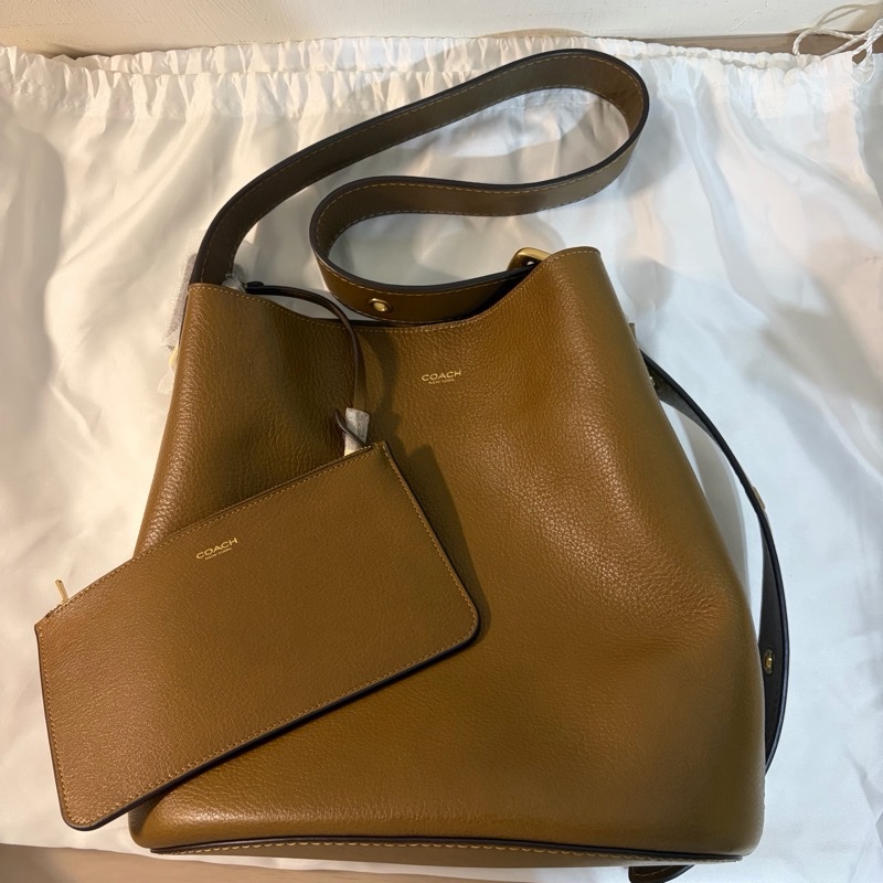 COACH BLEECKER 水桶包 MUTED OLIVE-5