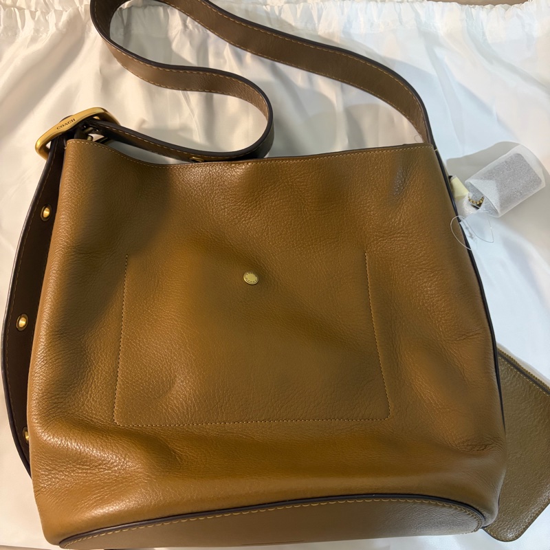 COACH BLEECKER 水桶包 MUTED OLIVE-6