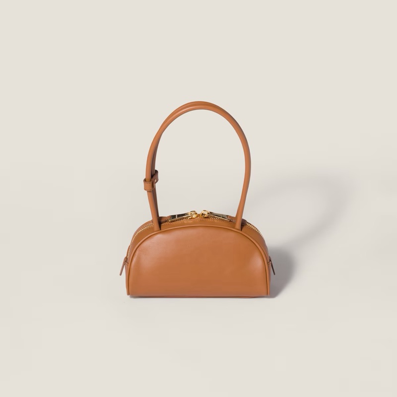 Miu Miu 女士 Beau 皮革包均碼碼23cm*10cm*11.5cm-1