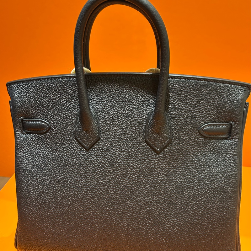 Hermes Noir Black Birkin 25 gold hardware-2