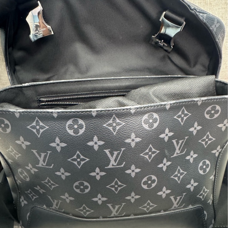 路易威登/Louis Vuitton VOYAGER 小號郵差包-4