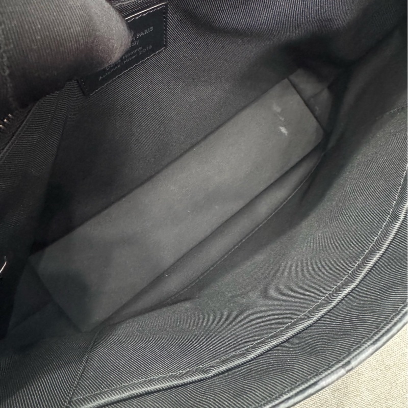 路易威登/Louis Vuitton VOYAGER 小號郵差包-6
