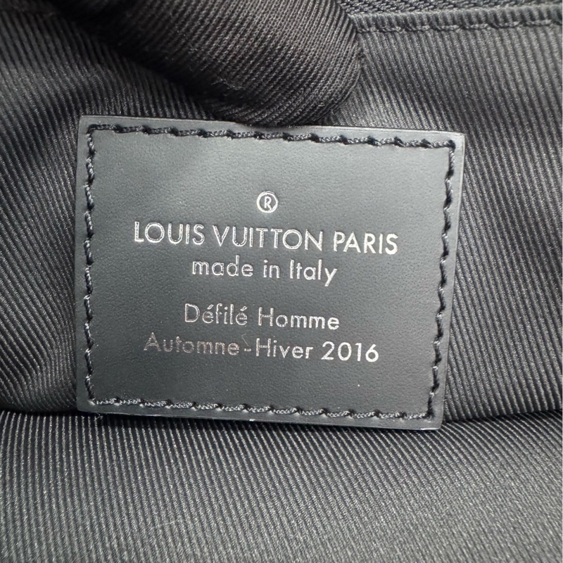 路易威登/Louis Vuitton VOYAGER 小號郵差包-8