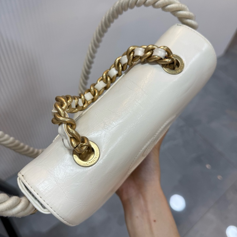 CHANEL 香奈兒 2Ways 秀款 孟買麻繩郵差手提斜挎包 白金牛皮-6