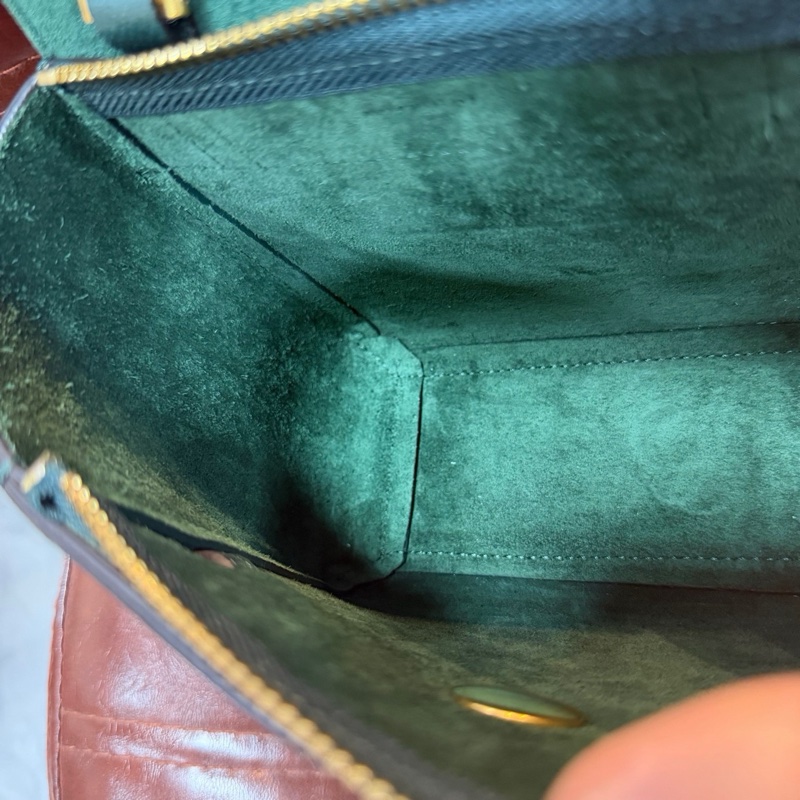 CELINE 賽琳️ Belt Pico 迷你鯰魚包 墨綠色金扣 尺寸15×16cm 超級可愛-9