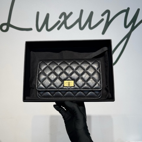 CHANEL 香奈兒 2.55 發財WOC鏈條包 黑金油蠟皮 尺寸19×12.5×4cm 超多背法
