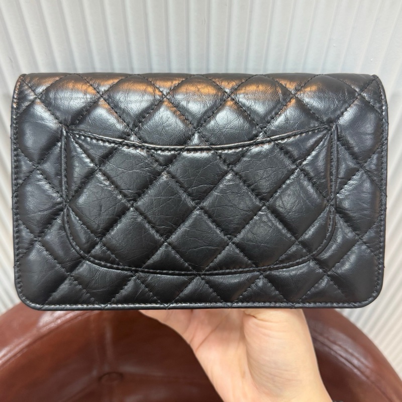 CHANEL 香奈兒 2.55 發財WOC鏈條包 黑金油蠟皮 尺寸19×12.5×4cm 超多背法-4
