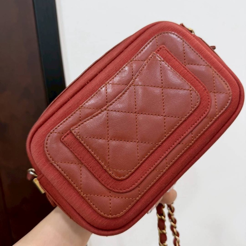 《仙闆名牌精品》CHANEL 香奈兒 紅色 鍊條包 相機包 斜背包 肩背包-4