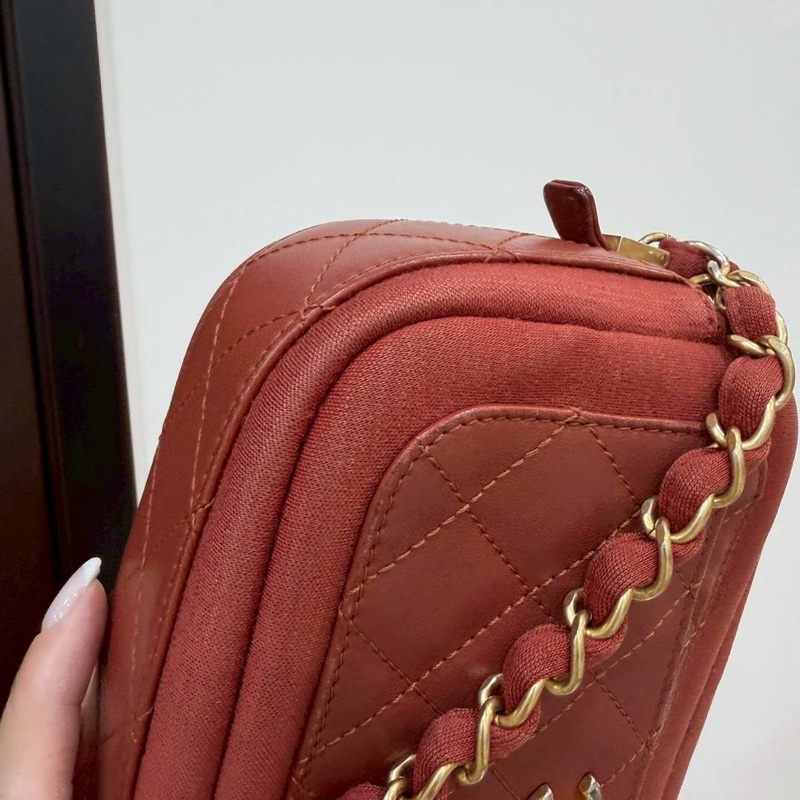 《仙闆名牌精品》CHANEL 香奈兒 紅色 鍊條包 相機包 斜背包 肩背包-7