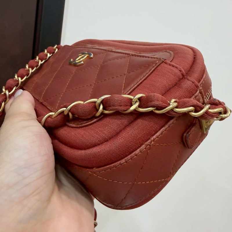 《仙闆名牌精品》CHANEL 香奈兒 紅色 鍊條包 相機包 斜背包 肩背包-8