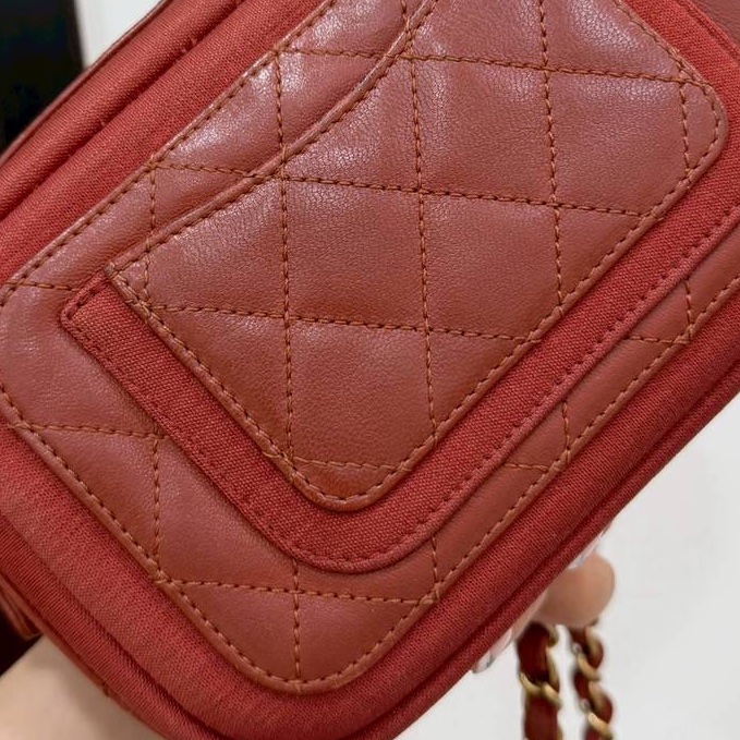 《仙闆名牌精品》CHANEL 香奈兒 紅色 鍊條包 相機包 斜背包 肩背包-16