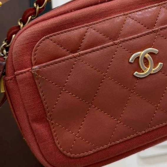 《仙闆名牌精品》CHANEL 香奈兒 紅色 鍊條包 相機包 斜背包 肩背包-17