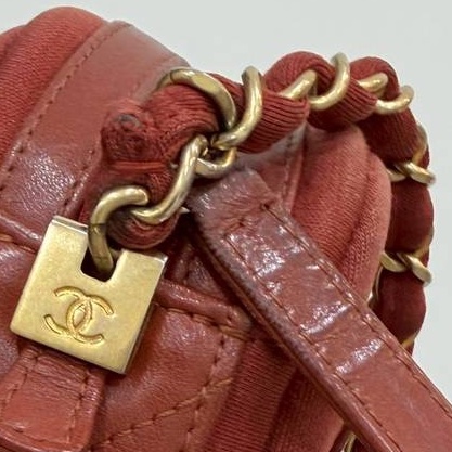 《仙闆名牌精品》CHANEL 香奈兒 紅色 鍊條包 相機包 斜背包 肩背包-19