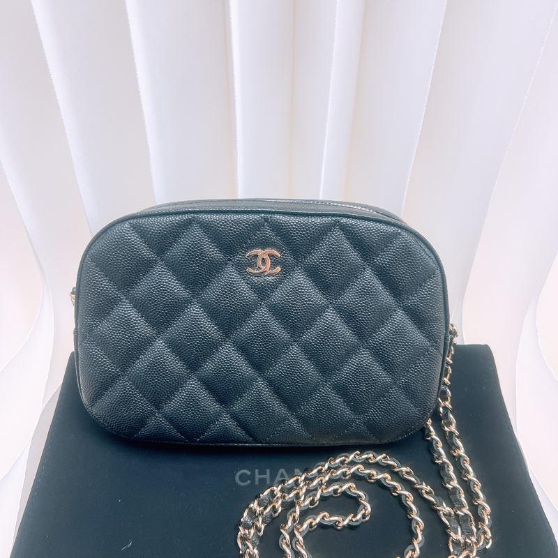 Chanel 黑金牛皮相機包-0