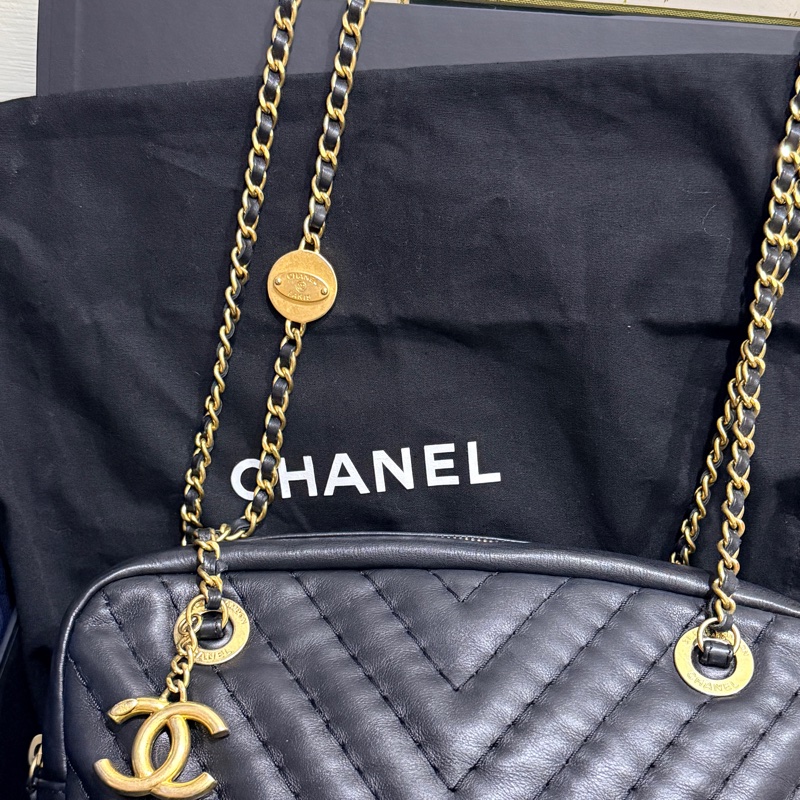 95新🏅CHANEL 香奈兒 黑色 耐用牛皮 皮穿鏈斜背包 內裡拉鍊膠膜還在✨-16