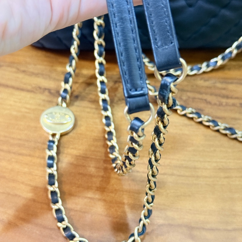 95新🏅CHANEL 香奈兒 黑色 耐用牛皮 皮穿鏈斜背包 內裡拉鍊膠膜還在✨-32