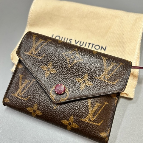 Louis Vuitton (路易威登)