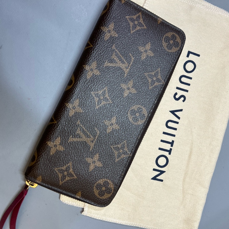Louis Vuitton (路易威登)-1