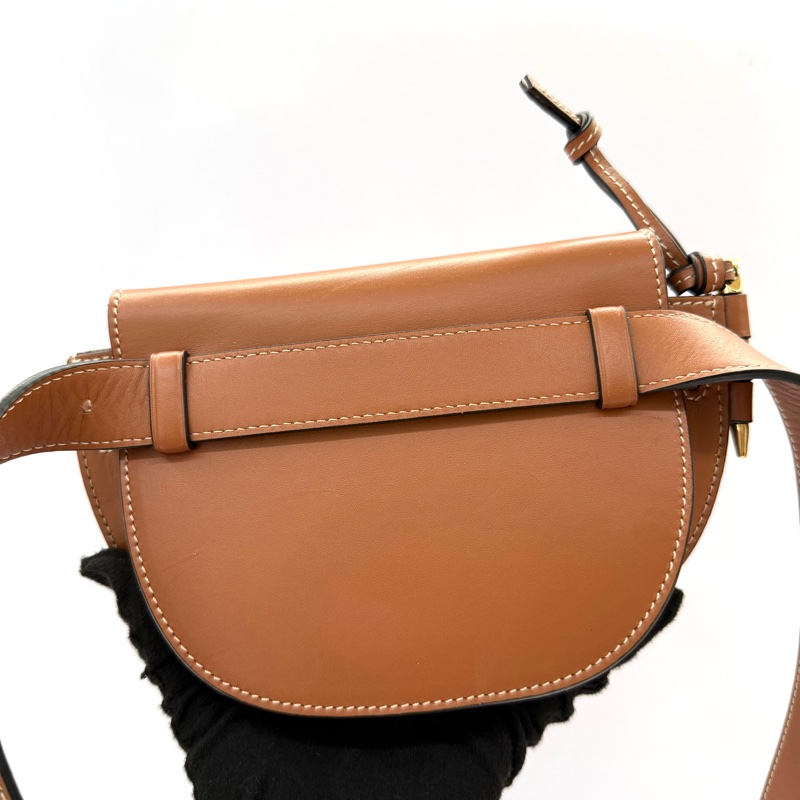 LOEWE 棕色GATE MINI 斜背包-1